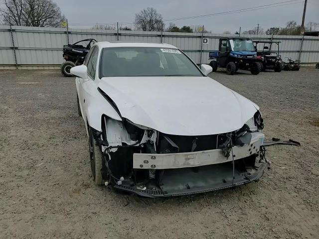2014 Lexus IS - Image 11