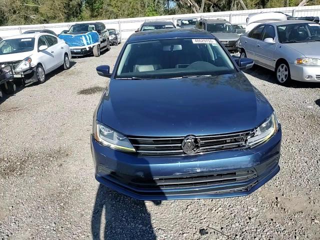 2017 Volkswagen Jetta - Image 11