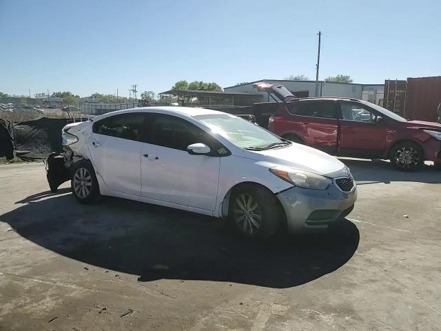 2016 Kia Forte - Image 10