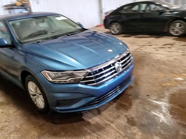 2019 Volkswagen Jetta - Image 14