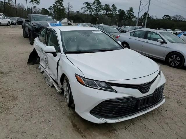 2020 Toyota Camry - Image 11