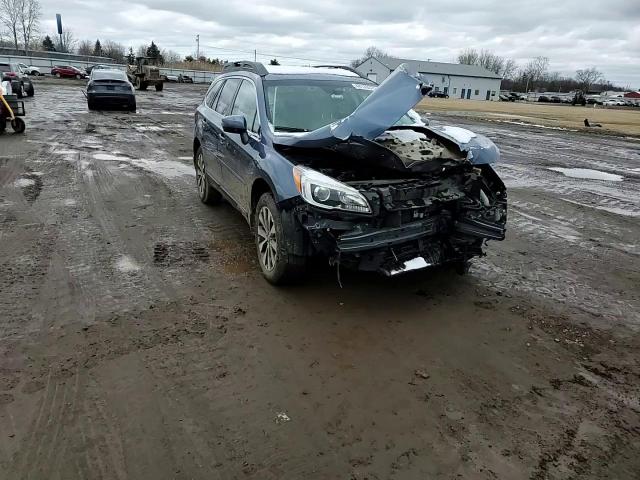 2015 Subaru Outback - Image 12