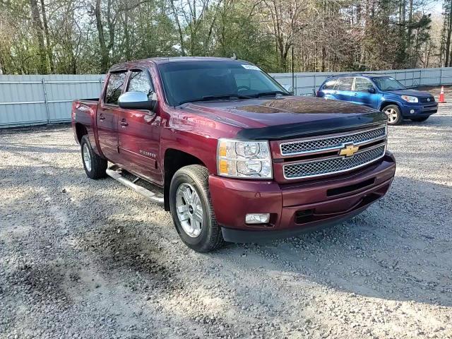 2013 Chevrolet Silverado - Image 11