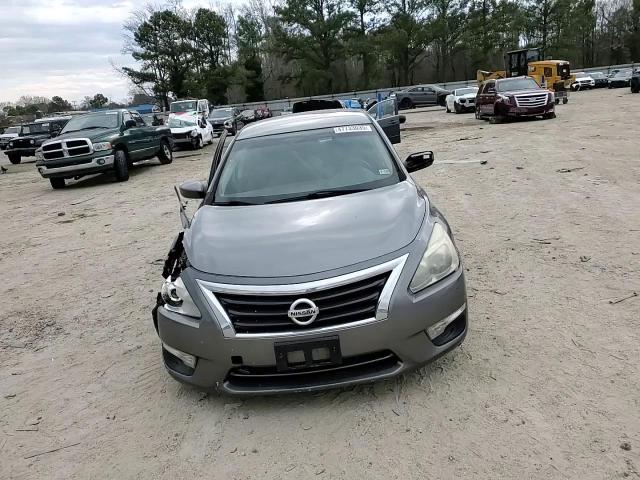 2015 Nissan Altima - Image 11
