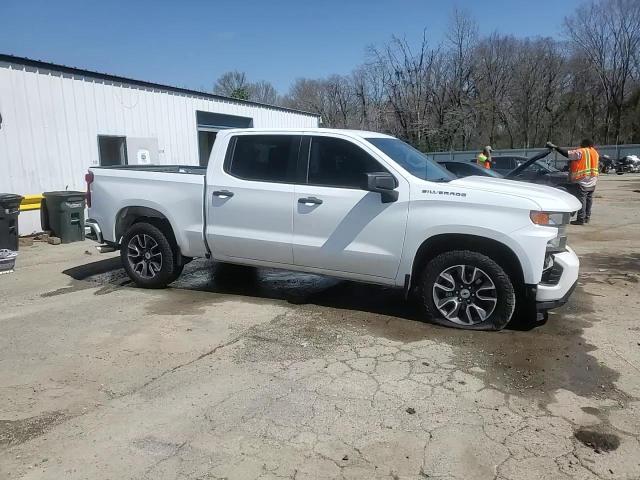 2020 Chevrolet Silverado - Image 14