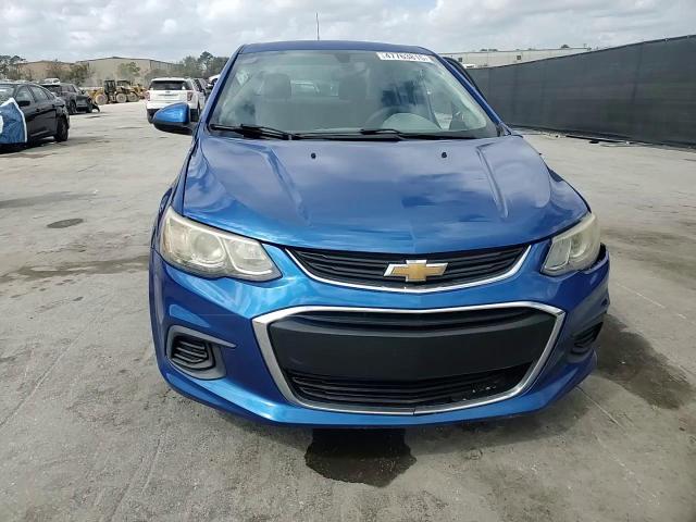 2017 Chevrolet Sonic - Image 13