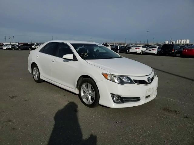 2012 Toyota Camry - Image 11