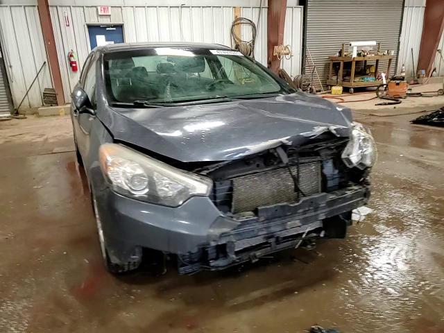 2015 Kia Forte - Image 14