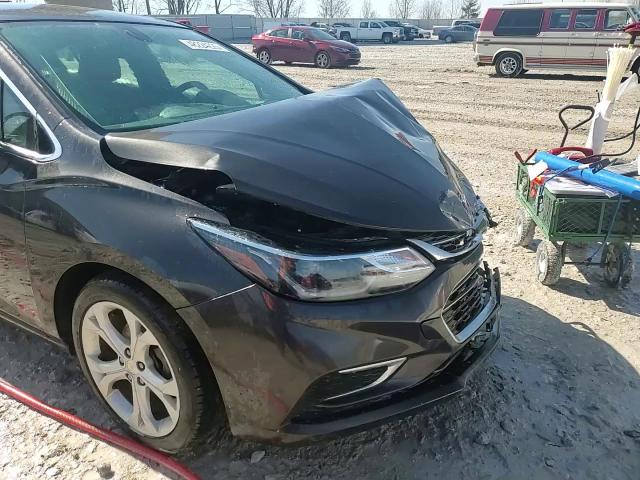 2016 Chevrolet Cruze - Image 13