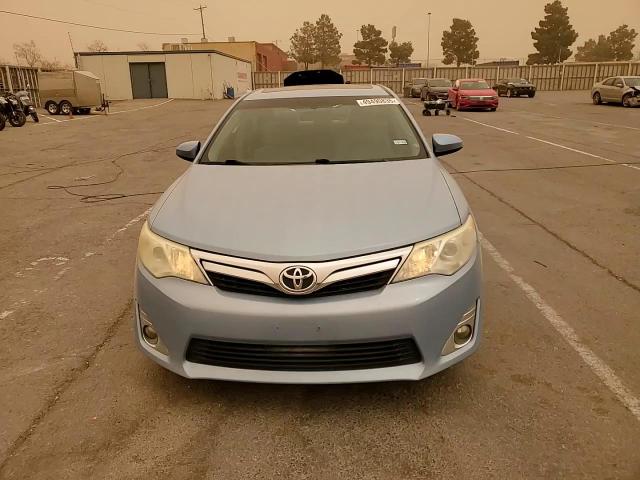 2013 Toyota Camry - Image 11