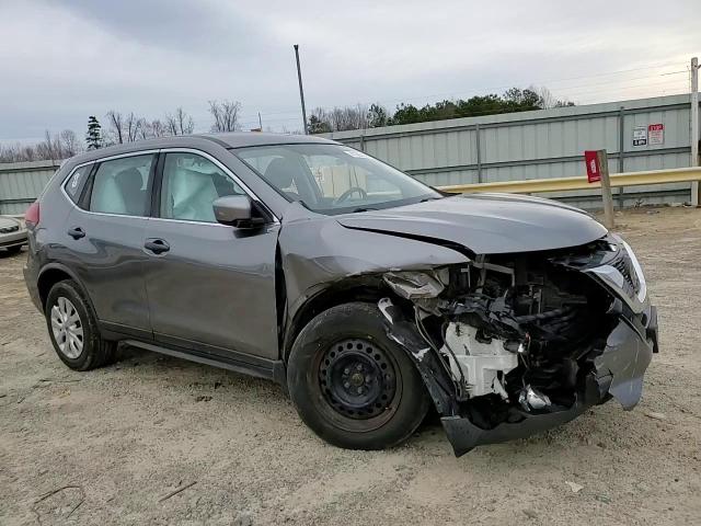 2018 Nissan Rogue - Image 12