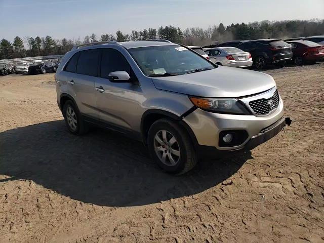 2013 Kia Sorento - Image 11
