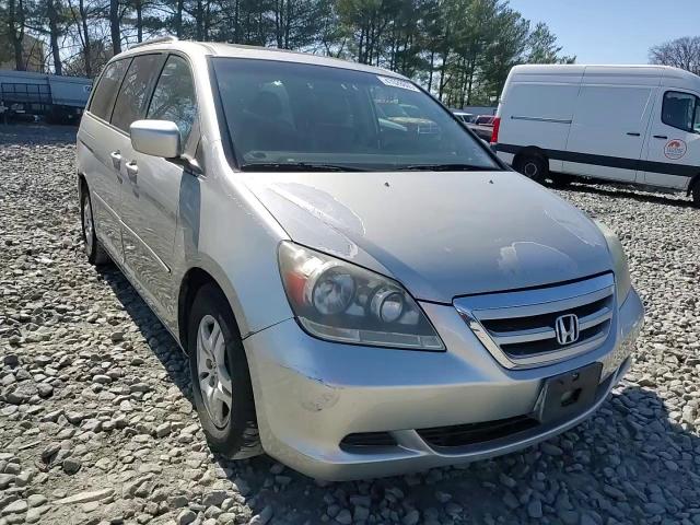 2005 Honda Odyssey - Image 12