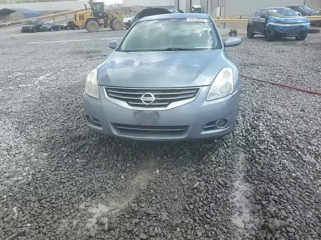 2012 Nissan Altima - Image 13