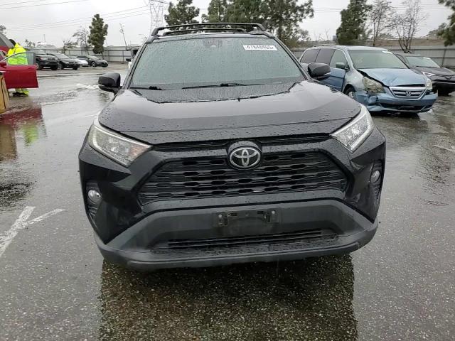 2019 Toyota RAV 4 - Image 11