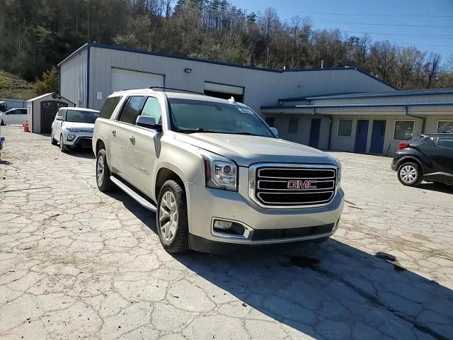 2016 GMC Yukon Xl K1500 Sle VIN: 1GKS2FKC3GR320632 Lot: 49453055