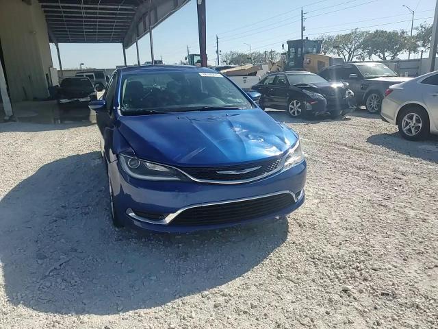2015 Chrysler 200 - Image 13
