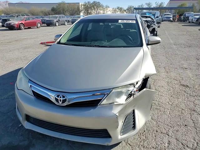 2014 Toyota Camry - Image 13