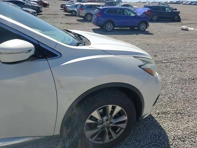 2015 Nissan Murano - Image 11