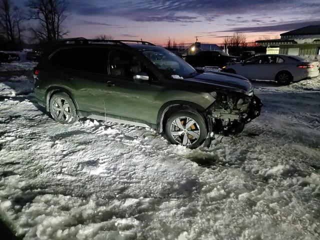 2021 Subaru Forester - Image 15