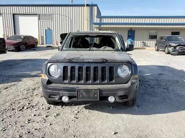 2015 Jeep Liberty (Patriot) - Image 10