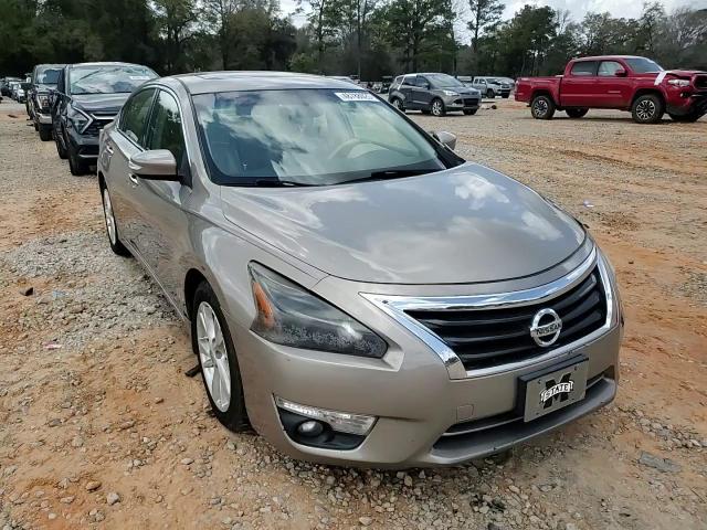 2013 Nissan Altima - Image 11