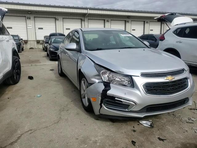 2015 Chevrolet Cruze - Image 11