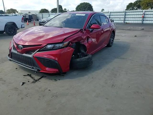 2022 Toyota Camry - Image 10