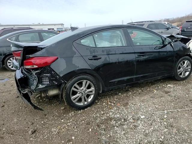 2017 Hyundai Elantra - Image 14