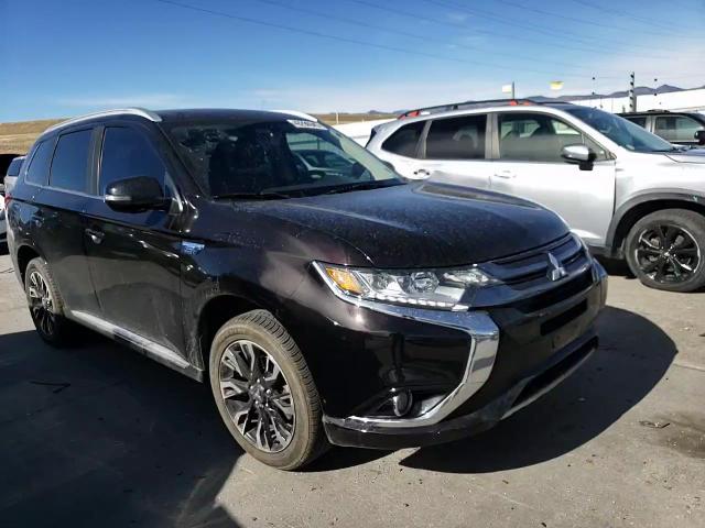 2018 Mitsubishi Outlander - Image 11