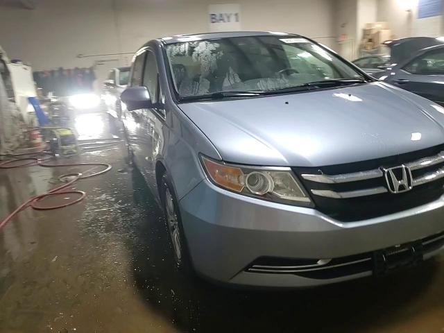2014 Honda Odyssey - Image 14