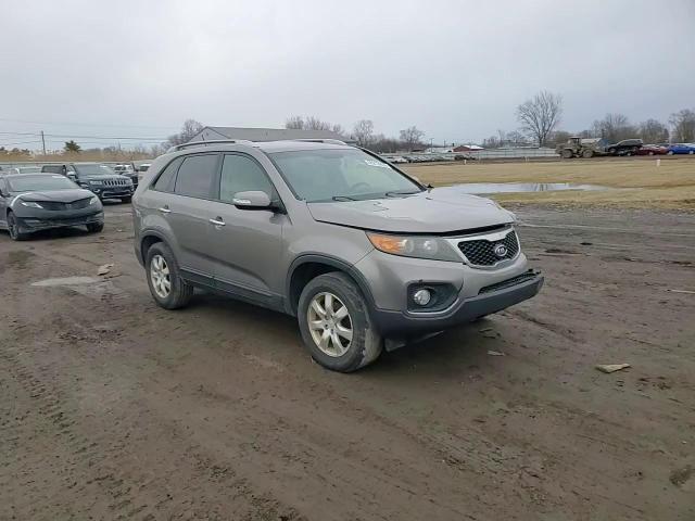 2011 Kia Sorento - Image 12
