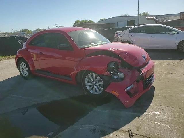 2017 Volkswagen Beetle - Image 12