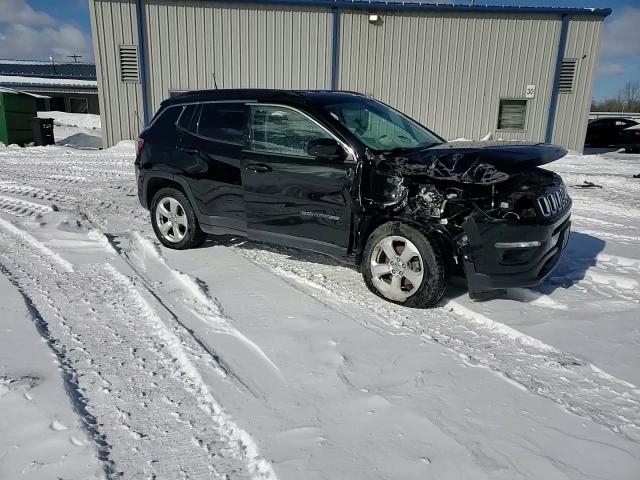 2020 Jeep Compass - Image 15