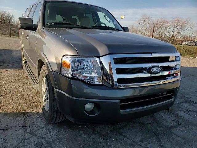 2010 Ford Expedition - Image 11