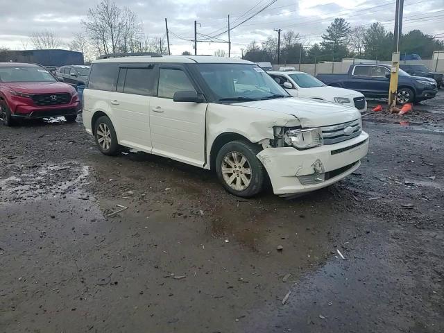 2012 Ford Flex - Image 11
