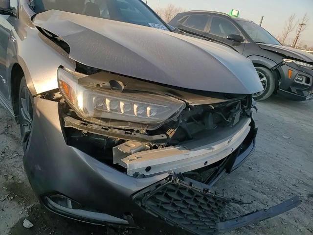 2018 Acura TLX - Image 10