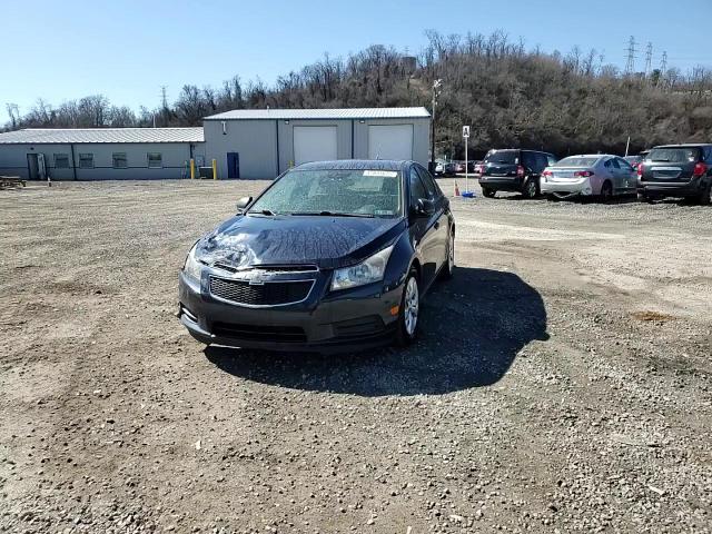 2014 Chevrolet Cruze - Image 13