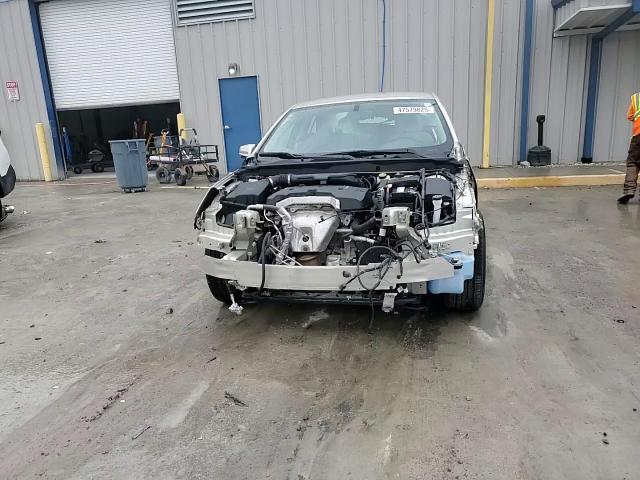 2013 Chevrolet Malibu - Image 10