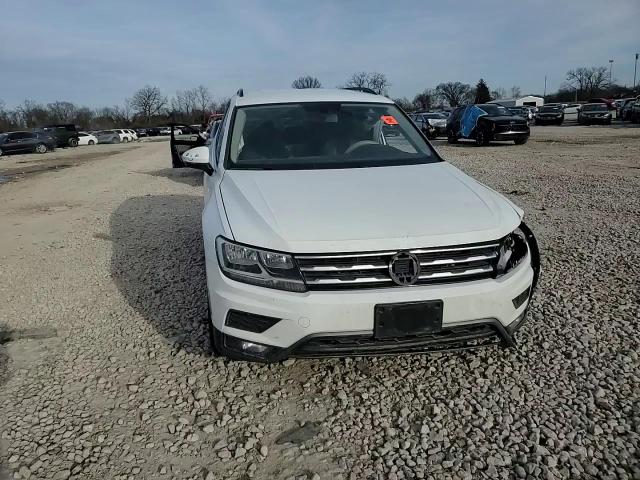 2018 Volkswagen Tiguan - Image 11