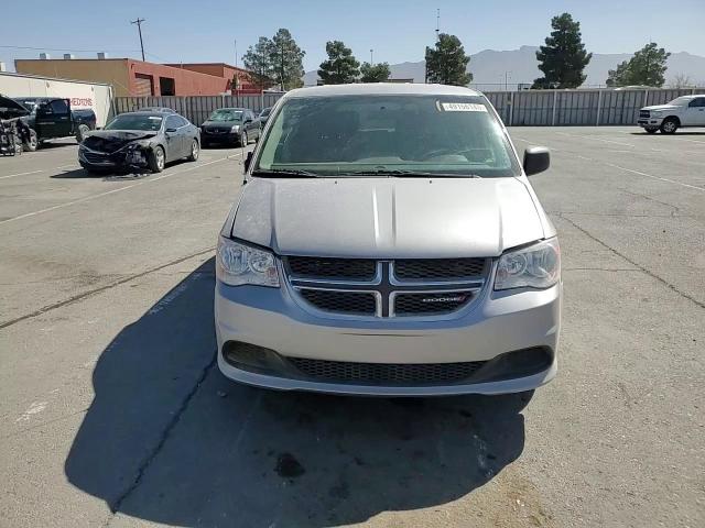 2017 Dodge Caravan - Image 12
