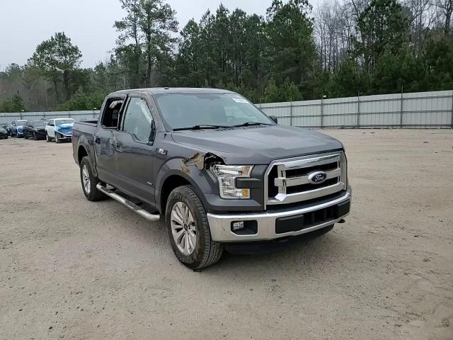 2015 Ford F-150 - Image 10