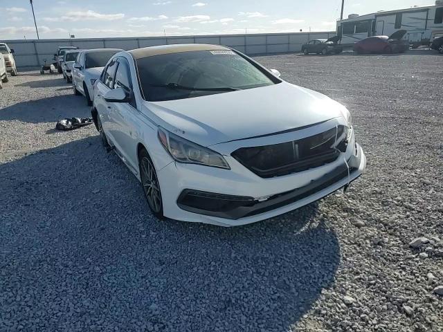 2017 Hyundai Sonata - Image 11