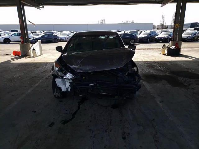 2013 Hyundai Elantra - Image 11