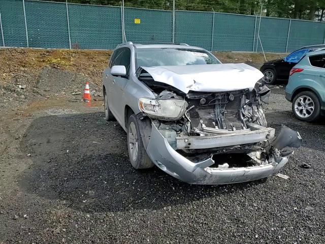 2009 Toyota Highlander - Image 12