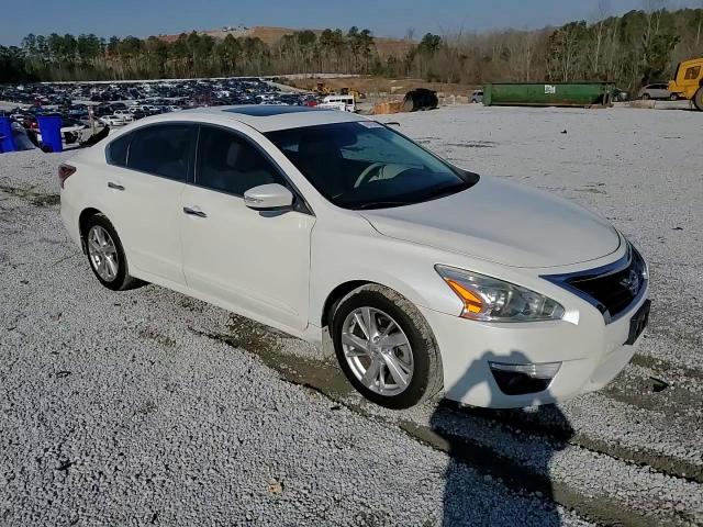 2014 Nissan Altima - Image 10