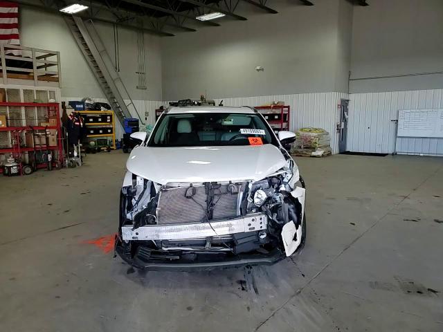 2019 Toyota Highlander - Image 12
