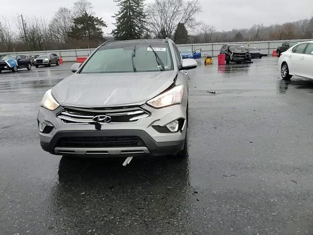 2015 Hyundai Santa Fe - Image 12