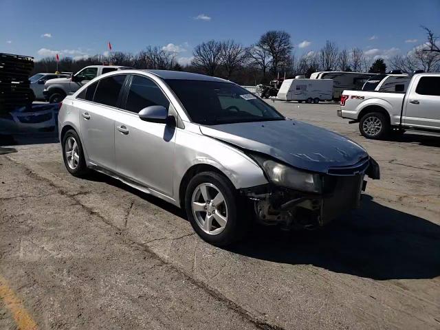 2014 Chevrolet Cruze - Image 14