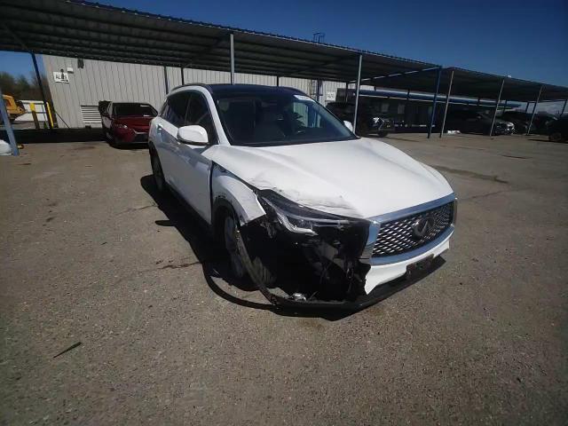 2019 Infiniti QX50 - Image 12